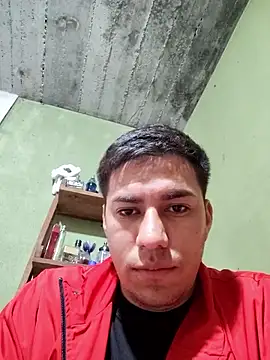 Snapshot of pareja076 chatting on 09-15-25, 12:10 pareja076 online show from 09-15-25, 12:10