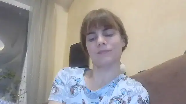 Snapshot of Loriven chatting on 10-13-25, 06:52 Loriven online show from 10-13-25, 06:52