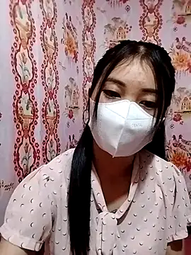 Snapshot of Damhan12 chatting on 10-13-25, 04:56 Damhan12 online show from 10-13-25, 04:56