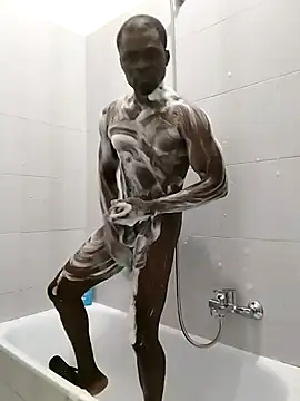 Snapshot of Kwasi-a chatting on 10-07-25, 04:48 Kwasi-a online show from 10-07-25, 04:48