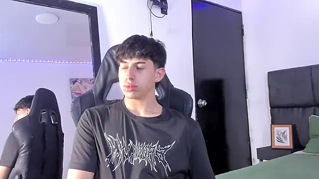 Aaron Spencer13 online show from 09-15-25, 06:30