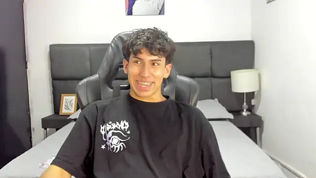 Aaron Spencer13 online show from 09-26-25, 07:29