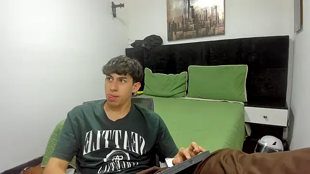 Aaron Spencer13 online show from 09-27-25, 01:27