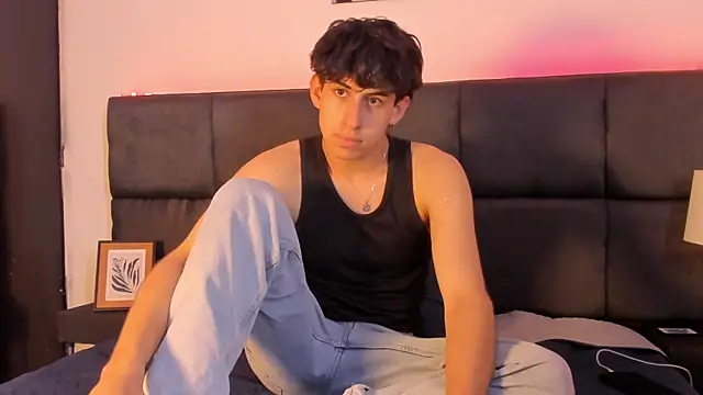 Aaron Spencer13 online show from 10-15-25, 07:25