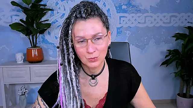 Snapshot of UmaSpace chatting on 10-05-25, 05:06 UmaSpace online show from 10-05-25, 05:06