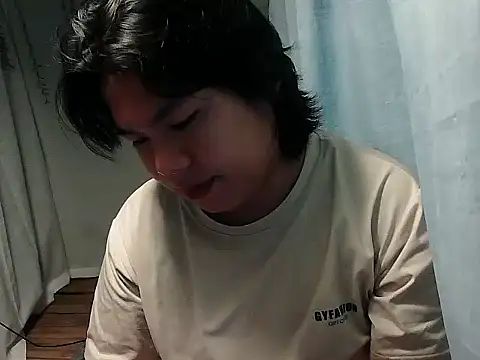 Huntrix2025 online show from 11-20-25, 08:41