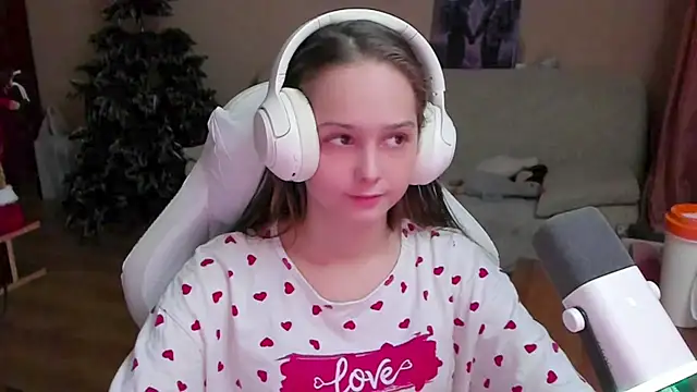 SharybbFace online show from 12-04-25, 03:10