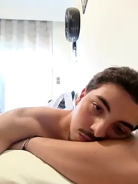 Snapshot of Bonk_o chatting on 09-25-25, 02:32 Bonk o online show from 09-25-25, 02:32