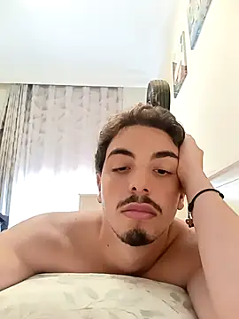 Snapshot of Bonk_o chatting on 10-09-25, 02:15 Bonk o online show from 10-09-25, 02:15