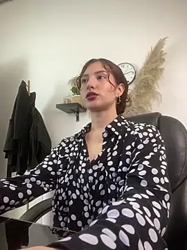 Sabriinaa Foxx online show from 04-27-26, 02:15