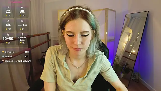 MorgyAsuna  online show from 10-01-25, 01:44