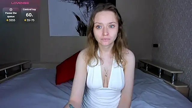 Linda Bryant-Eva online show from 09-27-25, 01:54