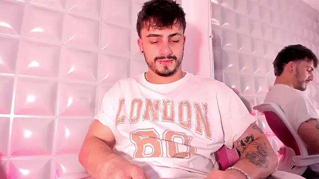 Jack Daniel   online show from 10-12-25, 02:38