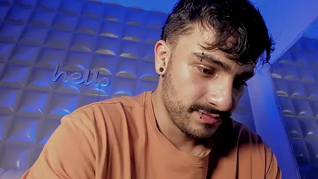 Jack Daniel   online show from 11-26-25, 02:56