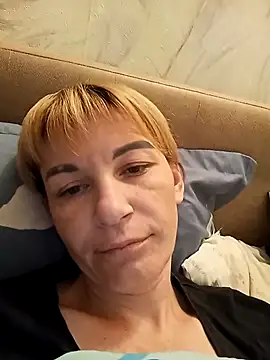 SweetKiss96 online show from 09-26-25, 06:56