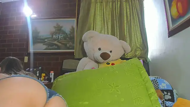 LatinaMature  online show from 03-15-26, 12:11