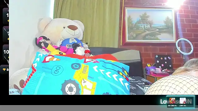 LatinaMature  online show from 04-12-26, 11:04