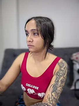 Isabella-Teen online show from 02-13-26, 01:23