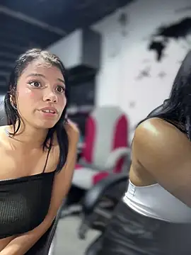 Snapshot of Isabella-Teen chatting on 05-24-26, 12:59 Isabella-Teen online show from 05-24-26, 12:59