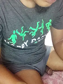 Snapshot of Zarul98 chatting on 09-15-25, 05:24 Zarul98 online show from 09-15-25, 05:24