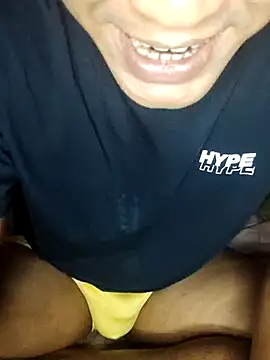 Snapshot of Zarul98 chatting on 10-25-25, 05:40 Zarul98 online show from 10-25-25, 05:40