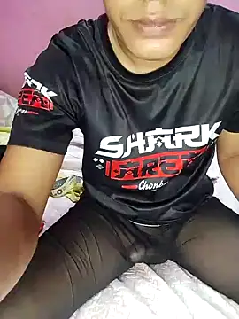 Snapshot of Zarul98 chatting on 12-15-25, 11:31 Zarul98 online show from 12-15-25, 11:31