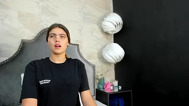 isabel 09 online show from 10-03-25, 02:52