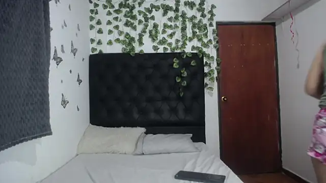 isabel 09 online show from 03-05-26, 03:13