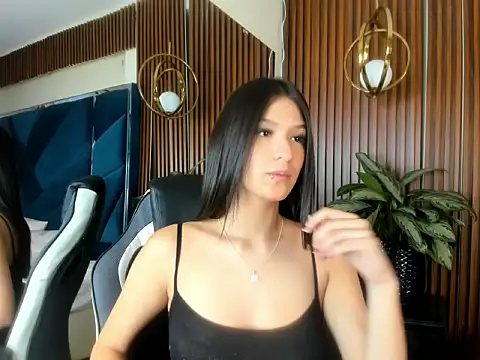 AggathaSanders  online show from 09-19-25, 12:28