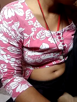 Snapshot of Hot_sundri83838 chatting on 04-12-26, 07:35 Hot sundri83838 online show from 04-12-26, 07:35