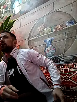 Snapshot of HAMADA__11 chatting on 12-19-25, 01:07 HAMADA 11 online show from 12-19-25, 01:07