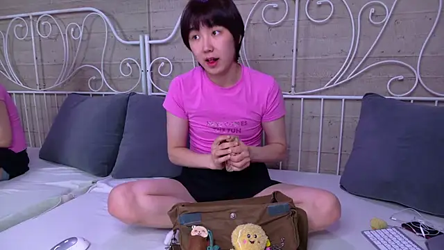 HeejinWang online show from 04-25-26, 04:15