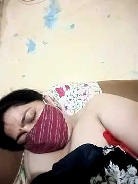 Snapshot of Love-890 chatting on 09-26-25, 10:36 Love-890 online show from 09-26-25, 10:36