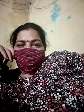 Snapshot of Love-890 chatting on 09-28-25, 02:44 Love-890 online show from 09-28-25, 02:44