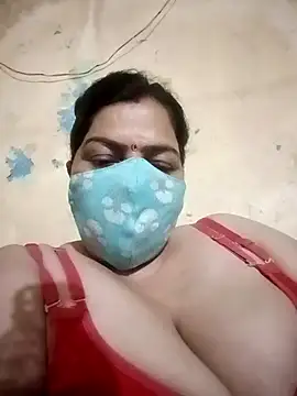 Snapshot of Love-890 chatting on 09-30-25, 07:52 Love-890 online show from 09-30-25, 07:52