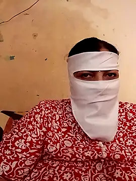 Snapshot of Love-890 chatting on 10-19-25, 06:03 Love-890 online show from 10-19-25, 06:03