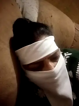 Snapshot of Love-890 chatting on 11-03-25, 02:18 Love-890 online show from 11-03-25, 02:18