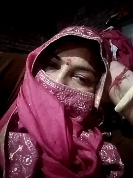 Snapshot of Love-890 chatting on 11-23-25, 04:29 Love-890 online show from 11-23-25, 04:29