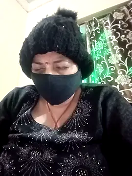 Snapshot of Love-890 chatting on 12-04-25, 03:54 Love-890 online show from 12-04-25, 03:54