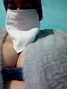 Snapshot of Love-890 chatting on 12-19-25, 06:26 Love-890 online show from 12-19-25, 06:26