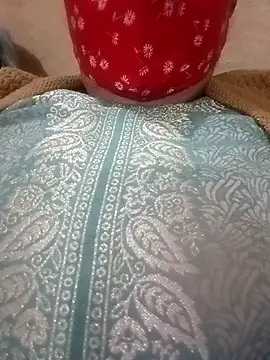 Love-890 online show from 12-22-25, 02:03