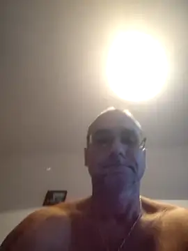 Snapshot of chcem1975 chatting on 12-03-25, 08:56 chcem1975 online show from 12-03-25, 08:56