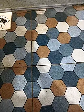 bold guy 1234 online show from 10-09-25, 01:14