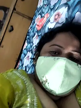 Mmm143 online show from 10-26-25, 01:39