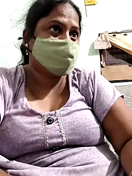 Mmm143 online show from 04-25-26, 01:41