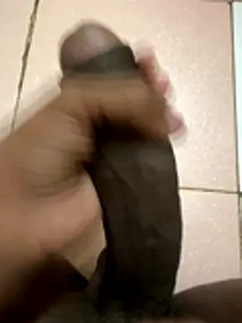 Snapshot of Prtkkk chatting on 10-31-25, 04:41 Prtkkk online show from 10-31-25, 04:41