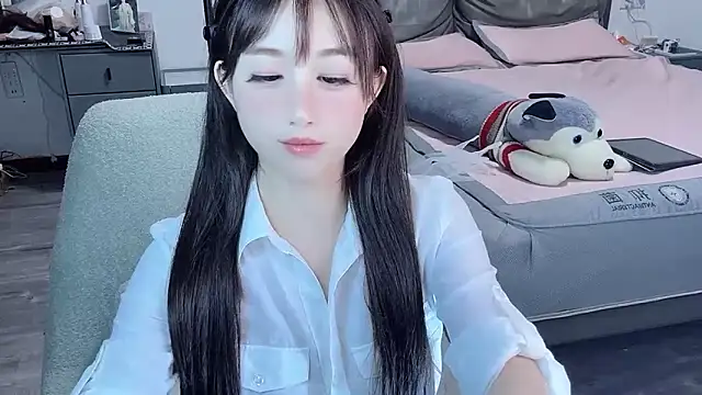 Snapshot of naiyaomeimei chatting on 09-23-25, 04:21 naiyaomeimei online show from 09-23-25, 04:21