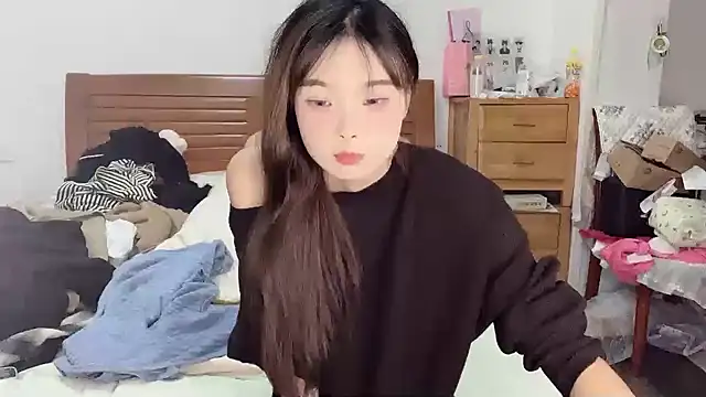 Snapshot of Akong11 chatting on 09-22-25, 02:08 Akong11 online show from 09-22-25, 02:08