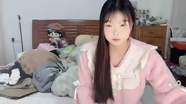 Snapshot of Akong11 chatting on 10-21-25, 04:08 Akong11 online show from 10-21-25, 04:08