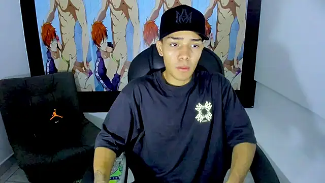 Snapshot of Hunteer_Boy chatting on 10-26-25, 04:07 Hunteer Boy online show from 10-26-25, 04:07